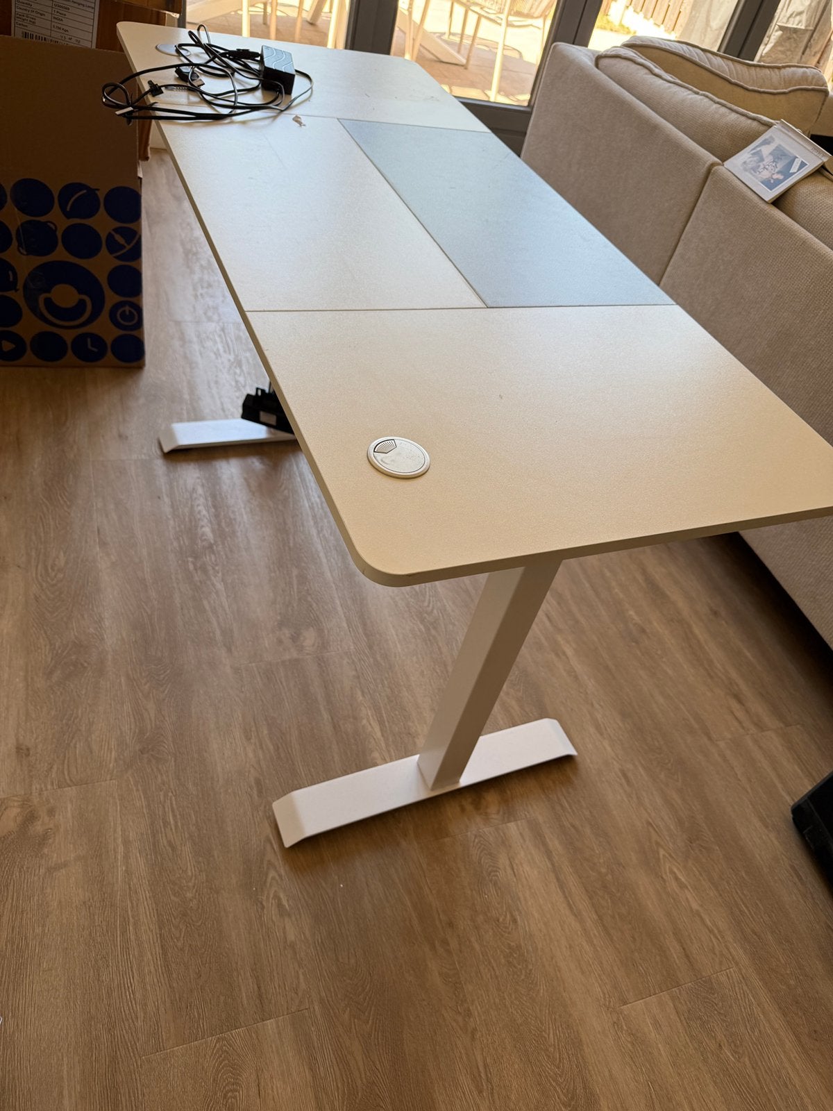 Elektrisch verstelbaar sta-zit bureau 60x140cm, Huis en Inrichting, Ophalen, Elektrisch, Zo goed als nieuw