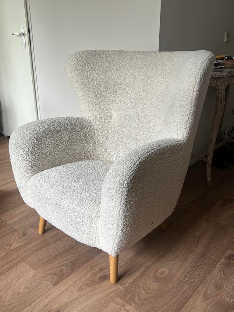 Comfortabele fauteuil gebroken wit boucle, Ophalen, Gebruikt, 75 tot 100 cm, 75 tot 100 cm