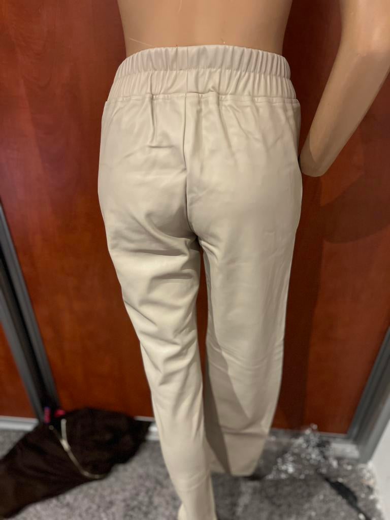AMBIKA broek vegan leer maat M zgan, Maat 38/40 (M), G, G, Beige