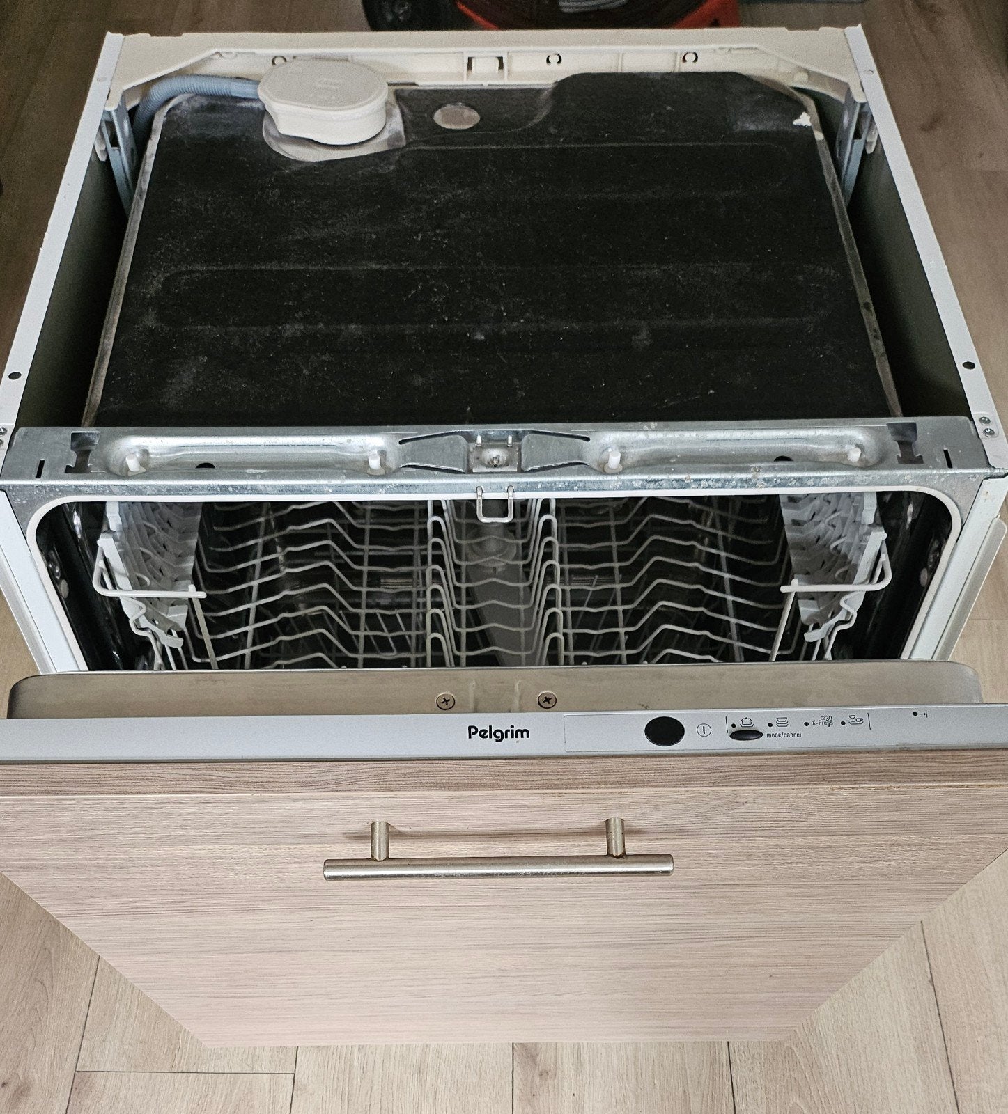 Goed onderhouden vaatwasmachine - Energiezuinig, Witgoed en Apparatuur, Ophalen, Energieklasse A of zuiniger, Minder dan 85 cm