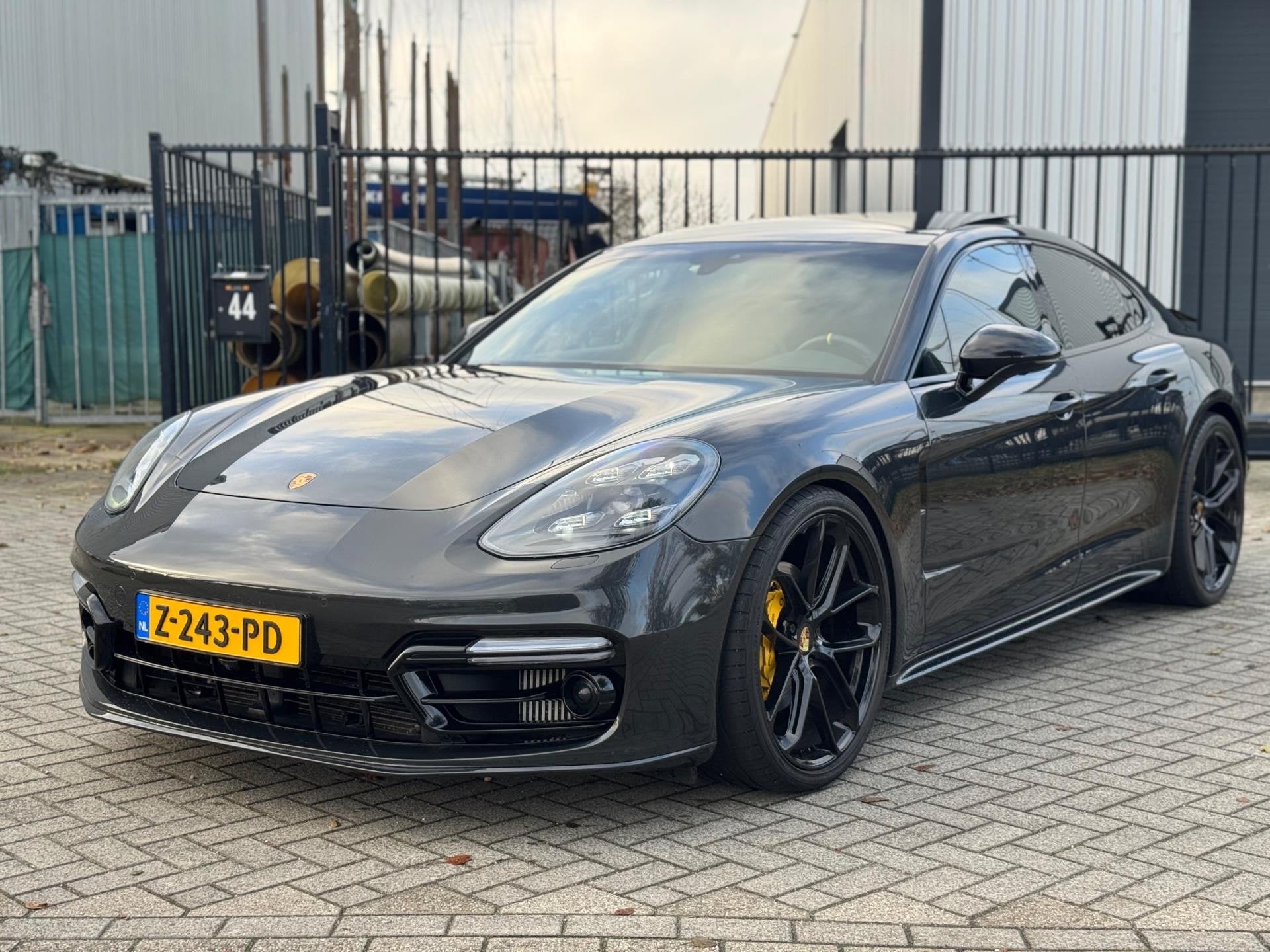 Porsche Panamera 2.9 4S GTS Pakket Pano 360 Camera Leer Voll, Auto's, Automaat, Automatische klimaatregeling, Gebruikt, Euro 6