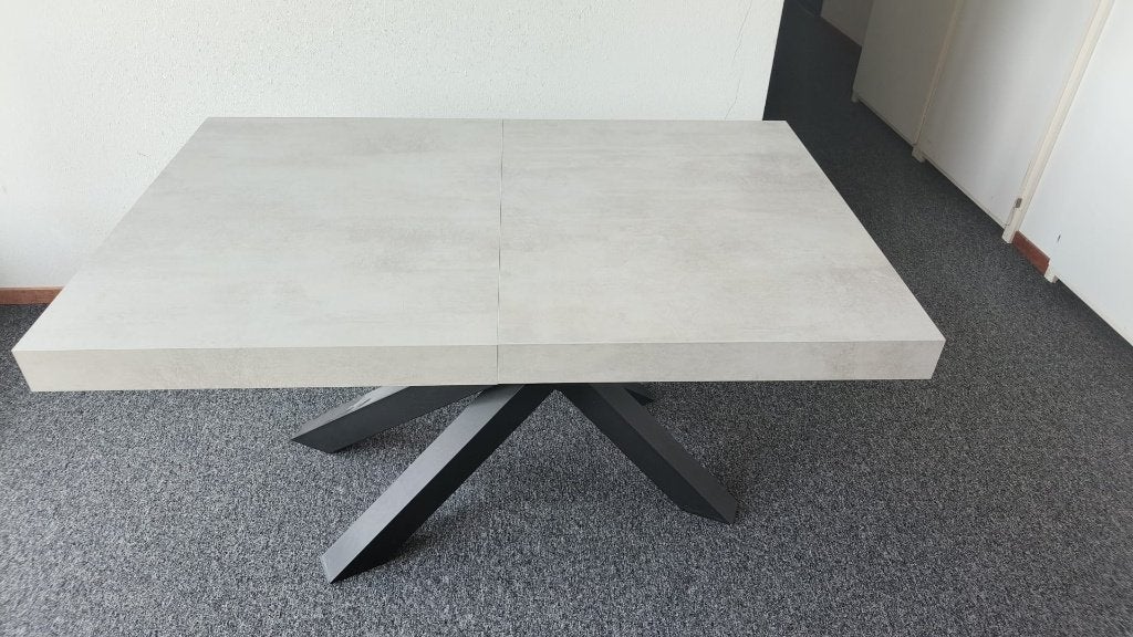 Mooie betonlook eettafel, Ophalen, Gebruikt, 100 tot 150 cm, 50 tot 100 cm