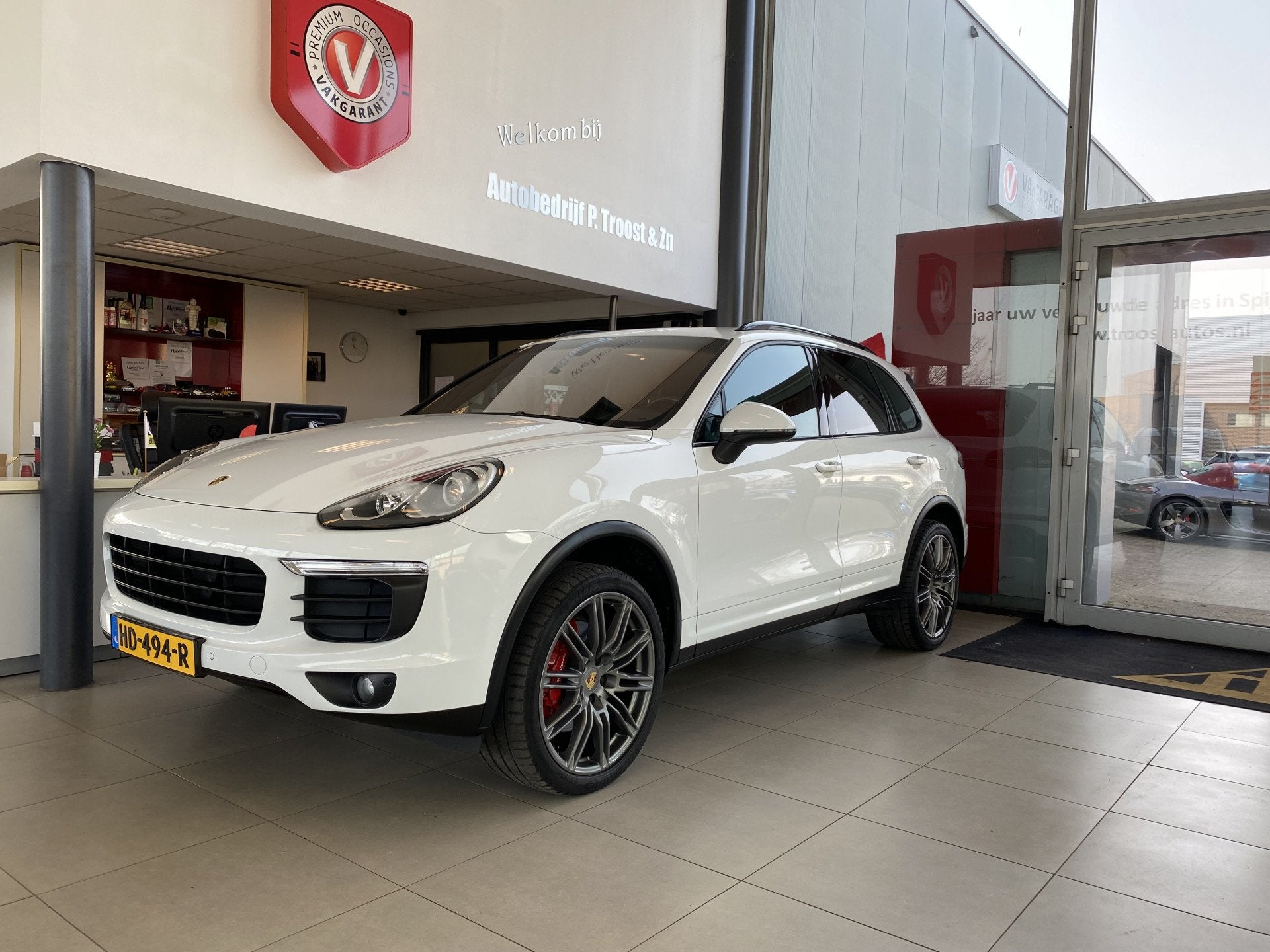 Porsche Cayenne 3.0 S E-Hybrid/NL Auto/NAP/Panoramadak/Navig, Automaat, Gebruikt, 2995 cc, Bedrijf