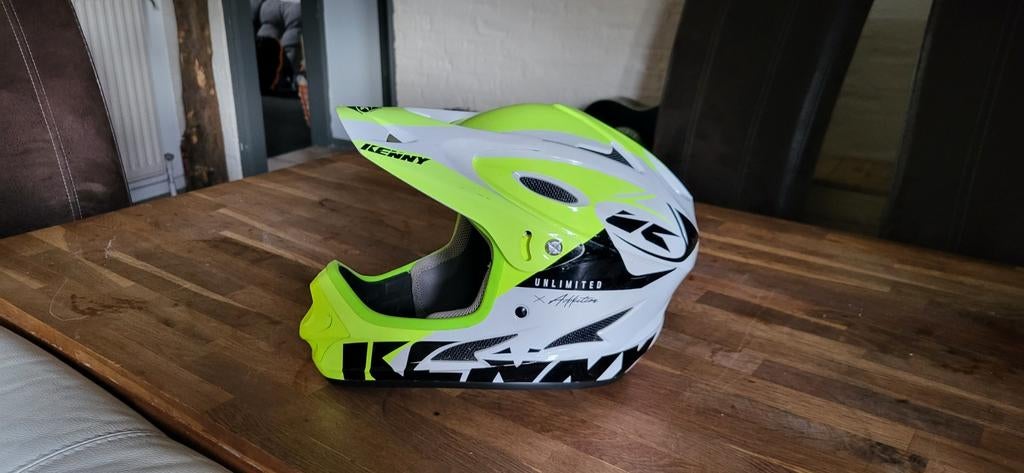 Kenny Unlimited Affliction Crosshelm xs, Overige maten, Ophalen of Verzenden, Zo goed als nieuw, Kenny