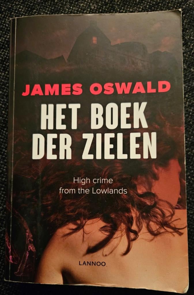James Oswald - Het boek der zielen, Ophalen of Verzenden, Zo goed als nieuw, James Oswald