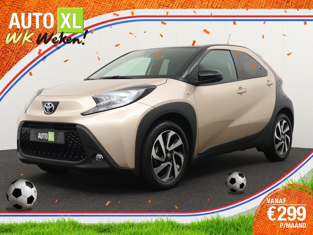 Toyota Aygo X 1.0 Aut. VVT-i S-CVT Play Camera Carplay Adapt, Stof, Gebruikt, Zwart, 4 stoelen