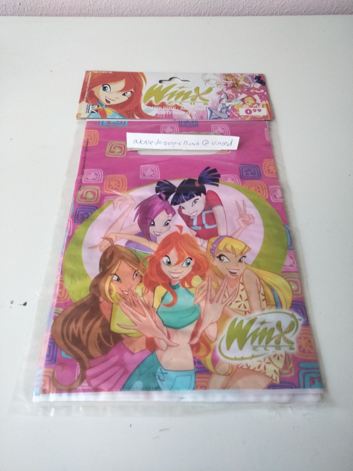 winx club sealed feestzakjes, Ophalen of Verzenden, Nieuw, Feestartikel
