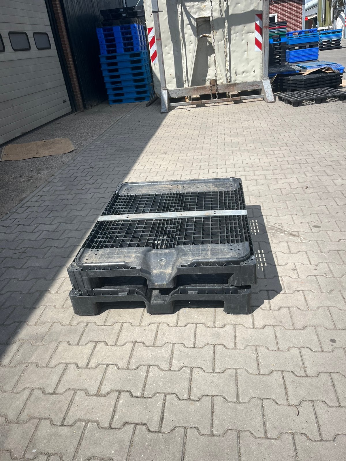 Kunstof pallets voor ibc vaten, Ophalen, Zo goed als nieuw, Kunststof