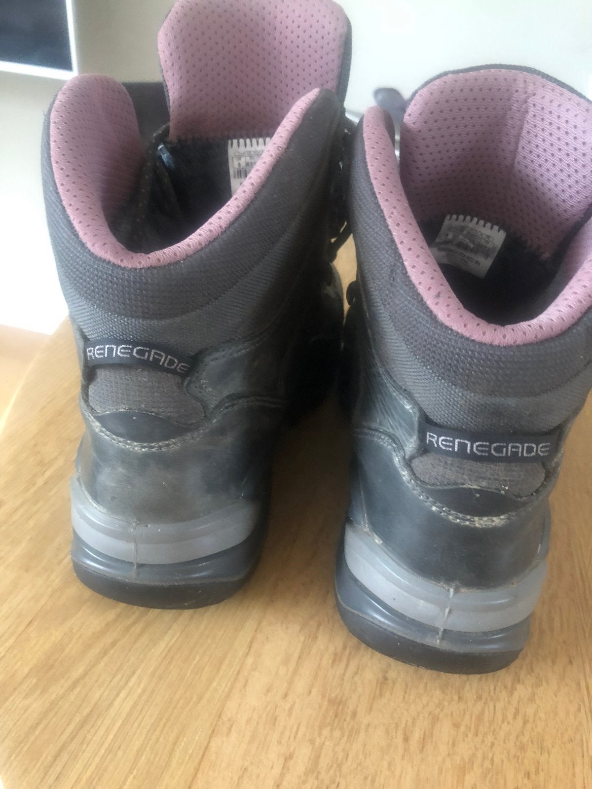 Wandelschoenen, Sport en Fitness, Bergsport en Wandelen, Ophalen of Verzenden, Zo goed als nieuw, Schoenen