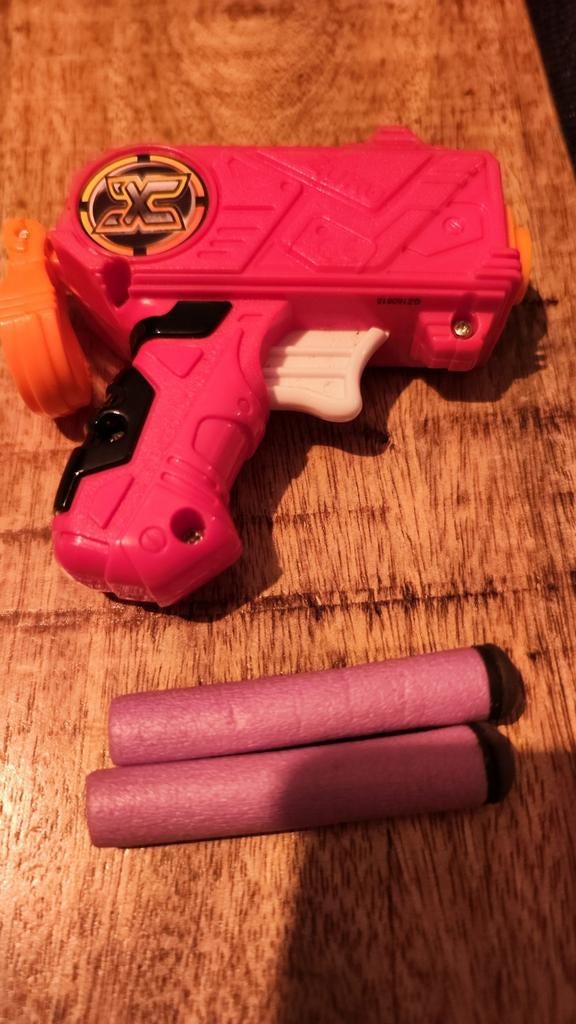 Zuru X-Shot Micro Blaster met 2 darts, Ophalen of Verzenden, Gebruikt