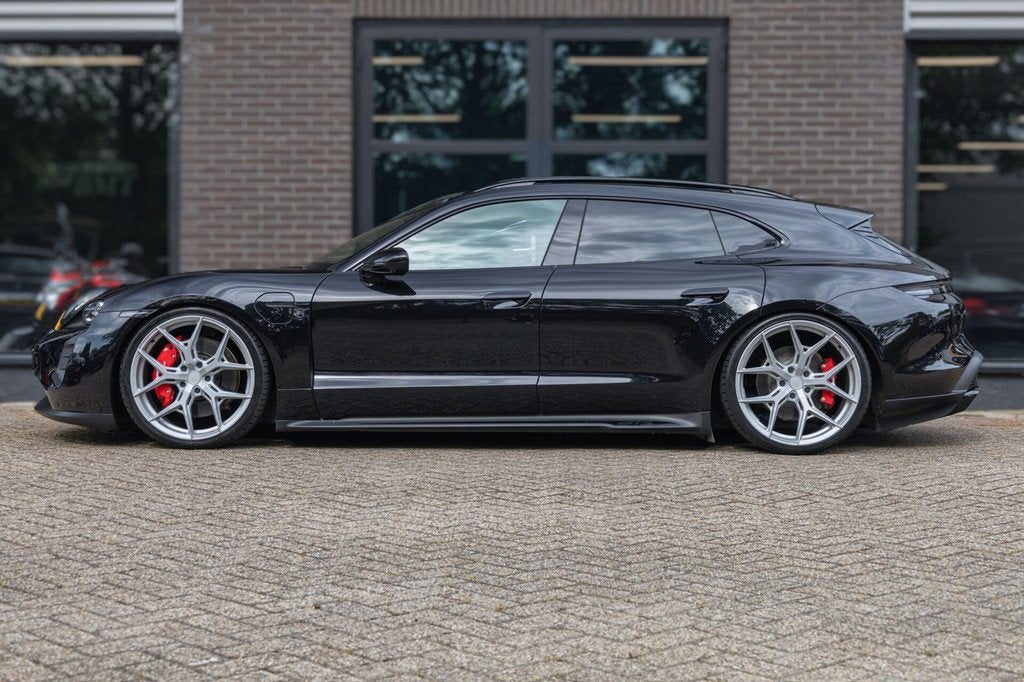 Porsche Taycan Sport Turismo GTS / Vol / Passenger / Adaptiv, Auto's, Porsche, Automaat, 238 pk, Gebruikt, Met garantie (alle)