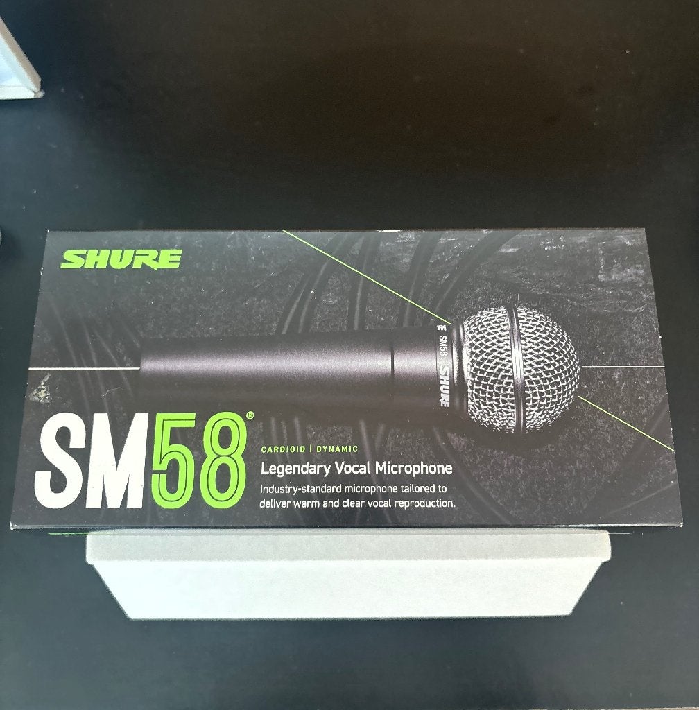 Shure SM58 Microfoon Zwart, signaalkabel en windscherm, Muziek en Instrumenten, Microfoons, Ophalen, Zo goed als nieuw, Zangmicrofoon
