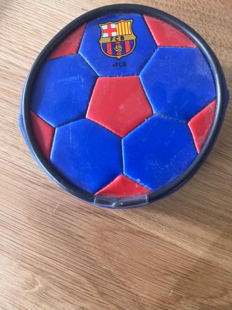 Barcalona etui, Ophalen, Zo goed als nieuw