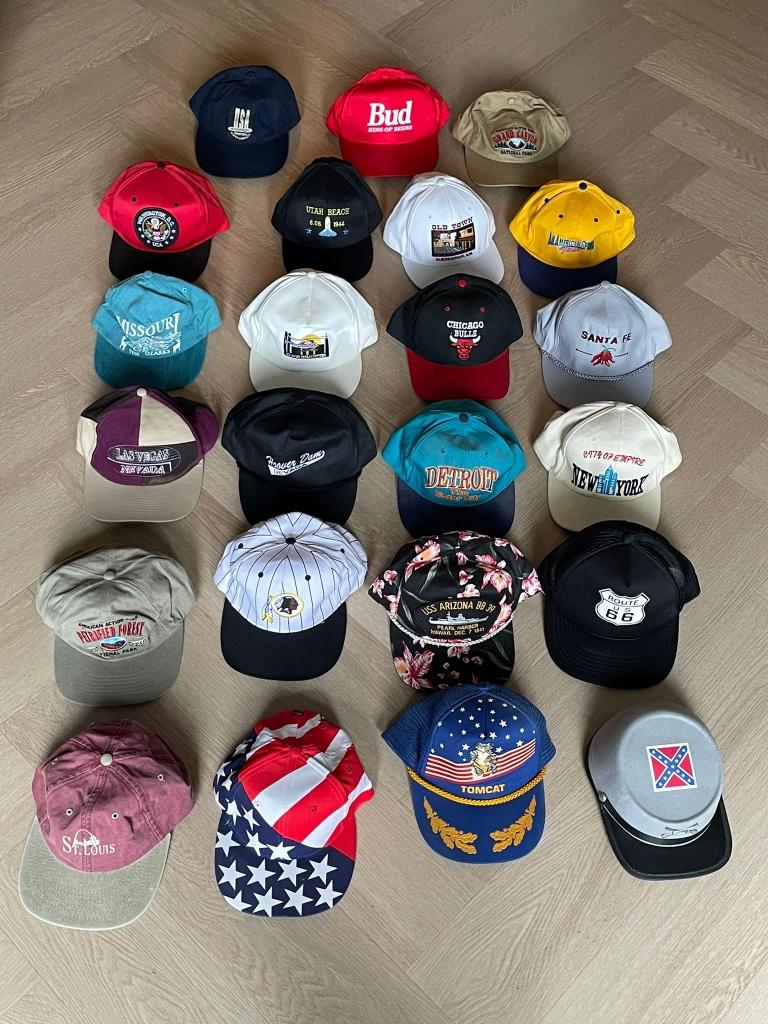 Caps / petten 23 x Amerika, Ophalen, Gebruikt
