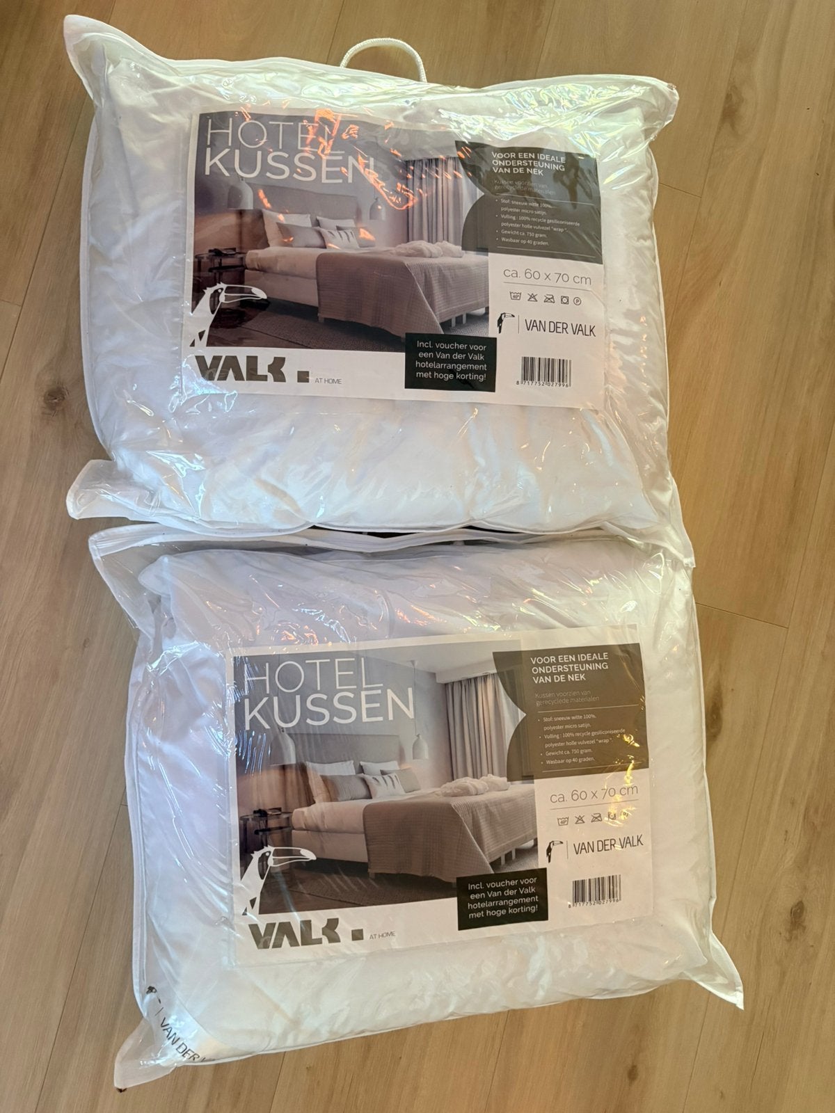 Ongebruikte hotelkussens Van Der Valk, Ophalen of Verzenden, Nieuw, Wit, Hoofdkussen