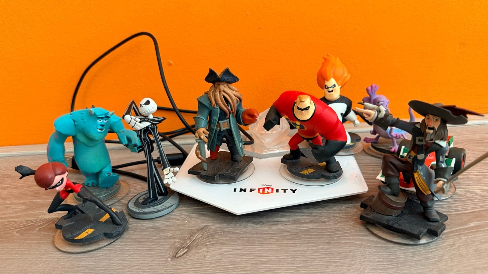 Disney Infinity Figuren en Base Set - Diverse Characters, Spelcomputers en Games, Games | Overige, Gebruikt, Avontuur en Actie