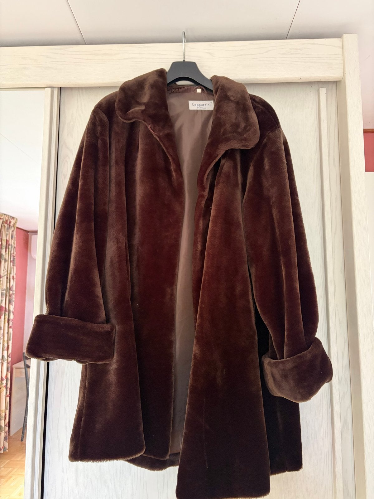 Cappuccini by Desam Bruin Fur Jas, Ophalen of Verzenden, Bruin