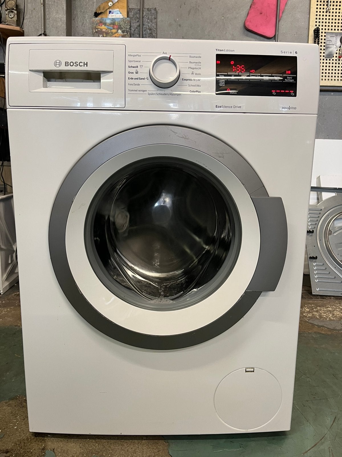 Bosch Serie|6 EcoSilence Drive WAT28470EX/18, 1200 tot 1600 toeren, Minder dan 85 cm, Verzenden, 8 tot 10 kg