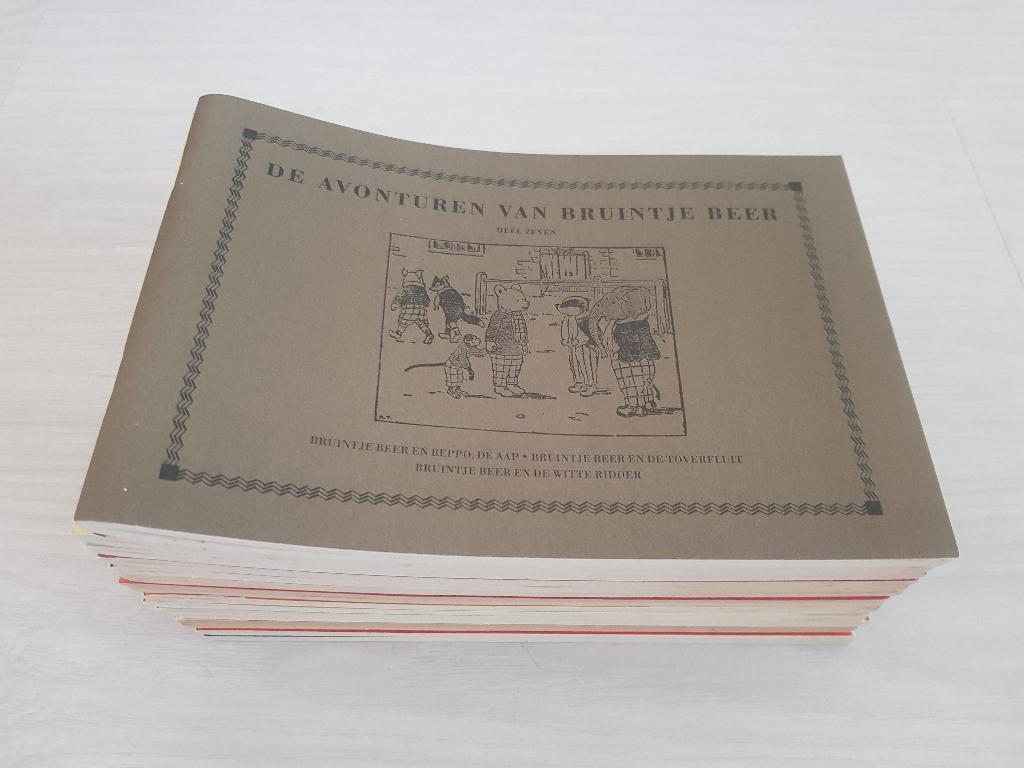 16 Bruintje Beer boekjes, Meerdere stripboeken, Ophalen of Verzenden, Gelezen, Mary Tourtel