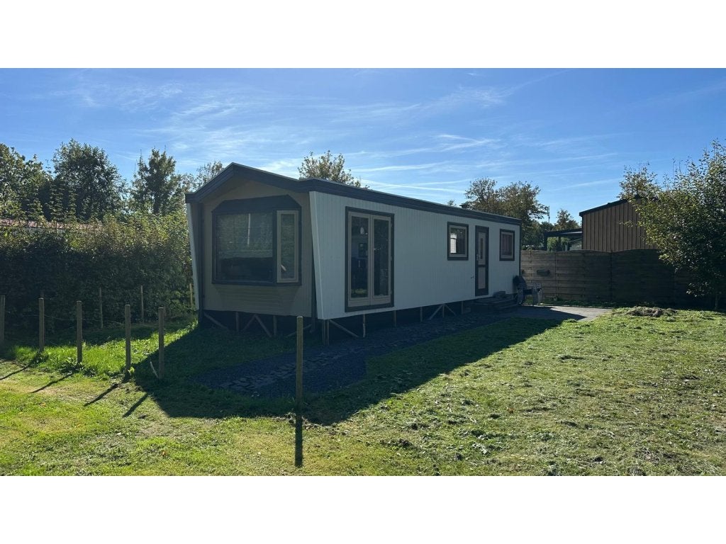 Chalet (10.50 x 3.60m.) te koop in Appelscha,Friesland!R#52#, Tot en met 2