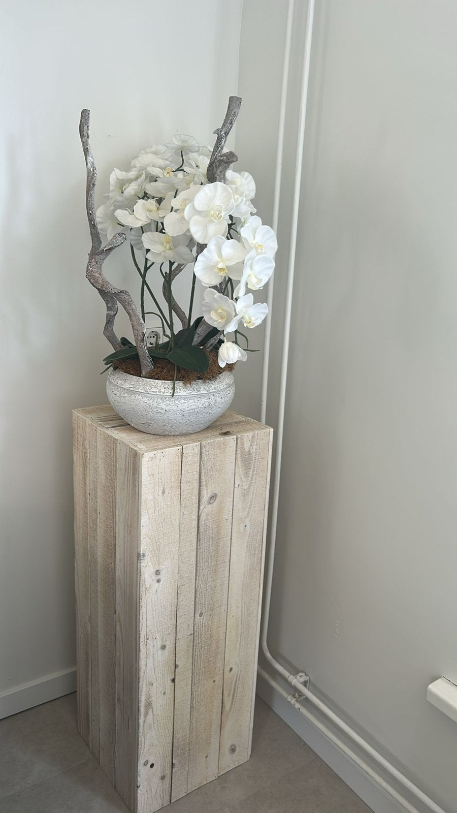 Houten pilaar met vaas, Overige kleuren, Ophalen of Verzenden, Minder dan 50 cm, Glas