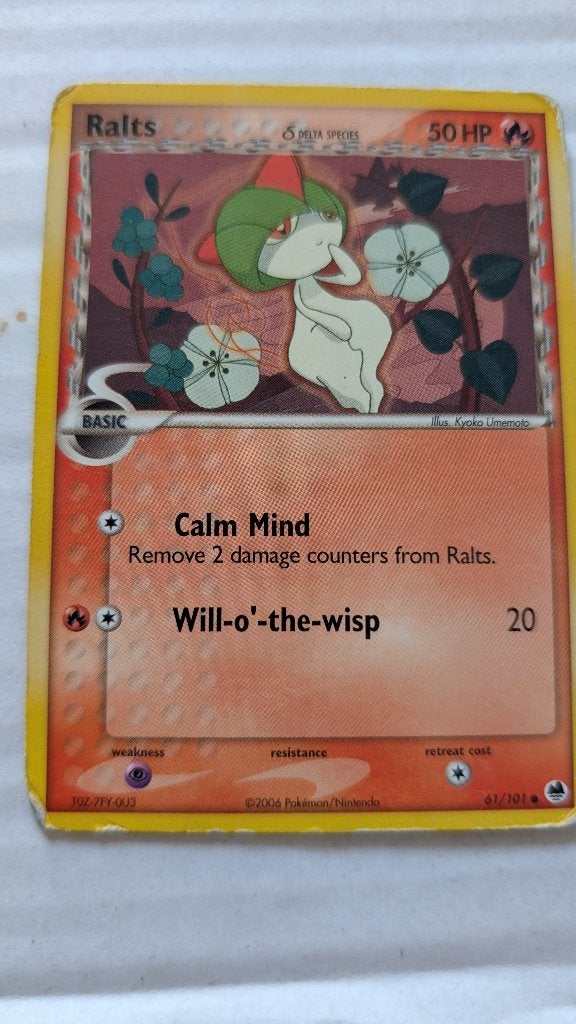 Ralts EX Dragon Frontiers set,61/101, Ophalen of Verzenden, Gebruikt