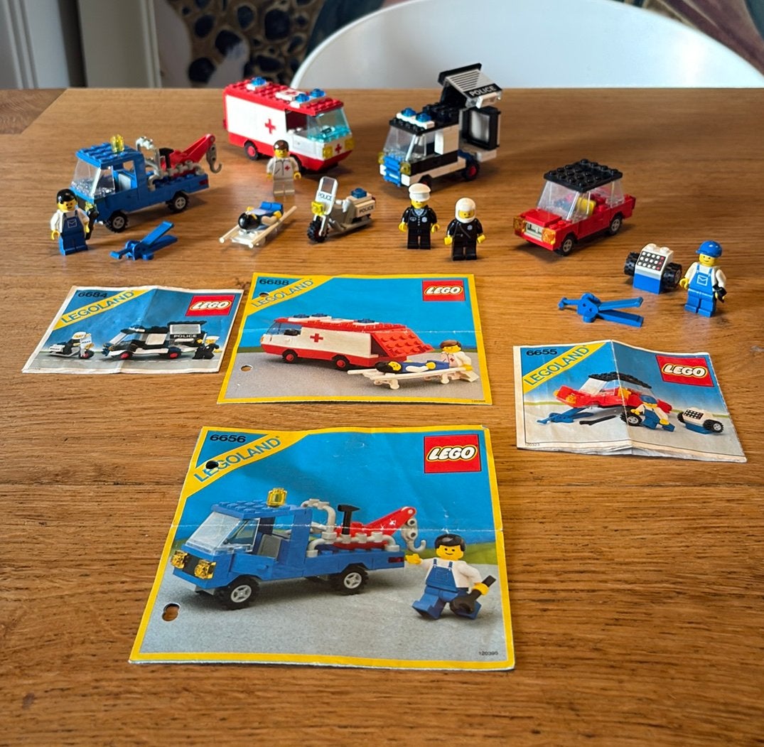 Lego Legoland voertuigen met instructieboekjes, Ophalen of Verzenden, Gebruikt, Overige merken