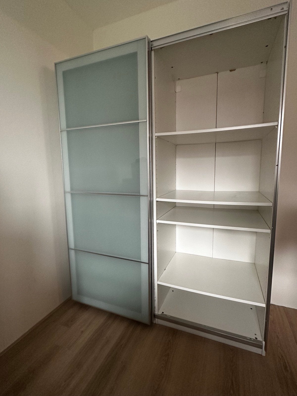 Ikea Pax Schuifdeuren met Melkglas en Aluminium Frame, Gebruikt, 200 cm of meer, 150 tot 200 cm, Ophalen of Verzenden