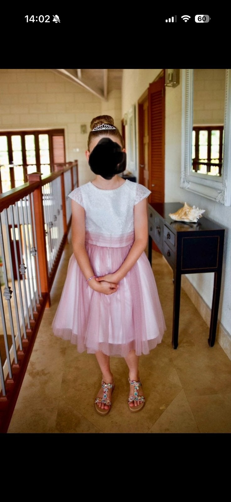 Elegante meisje kinderjurk wit/roze met parels - 1x gedragen, Kleding | Dames, Ophalen of Verzenden, Zo goed als nieuw, Wit, Boven de knie