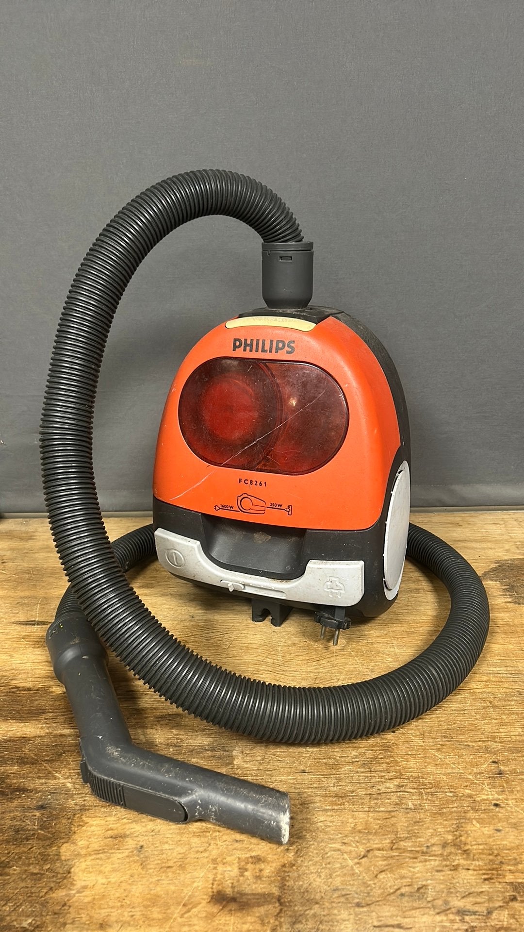 Philips stofzuiger. FC8261., Witgoed en Apparatuur, Stofzuigers, Gebruikt, Philips, Ophalen of Verzenden, Sledestofzuiger