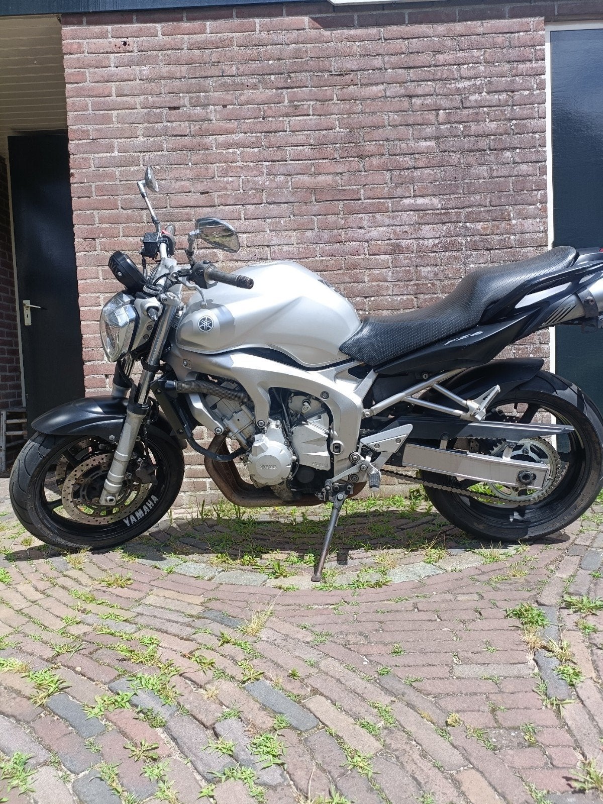 Yamaha FZ6 600 | 2006 | 53.281 km | Goed onderhouden, Motoren, Particulier, Naked bike