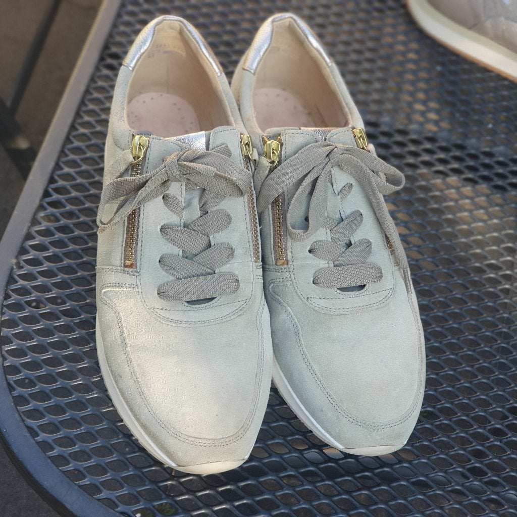 Gabor sneaker zacht groen, maat 42, Gabor, Ophalen of Verzenden, Sneakers of Gympen, Gedragen