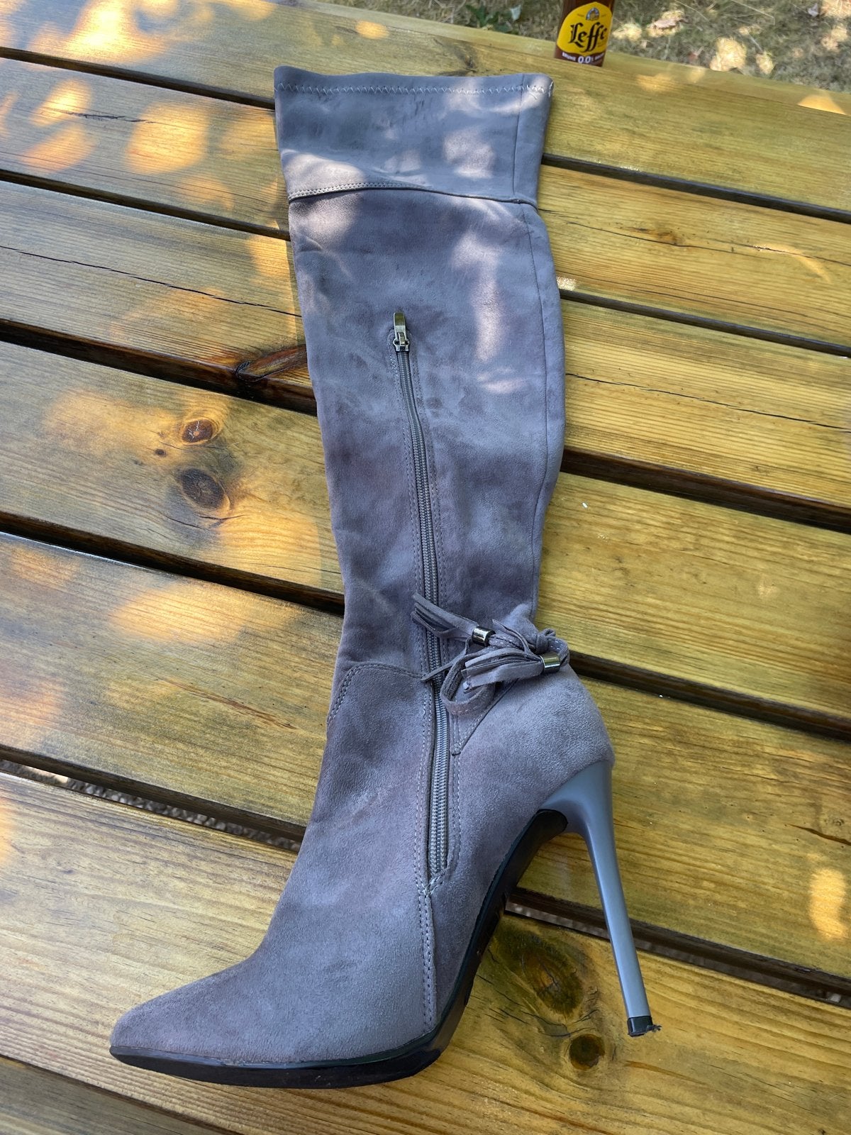 Grijze suède overknee laarzen met hoge hak - Maat 38, Ophalen, Hoge laarzen, Nieuw, Grijs