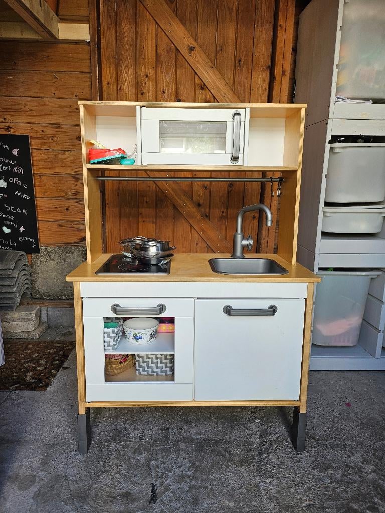 Kinder keuken met spulletjes, Ophalen, Gebruikt, Meubelstuk of Keukentje