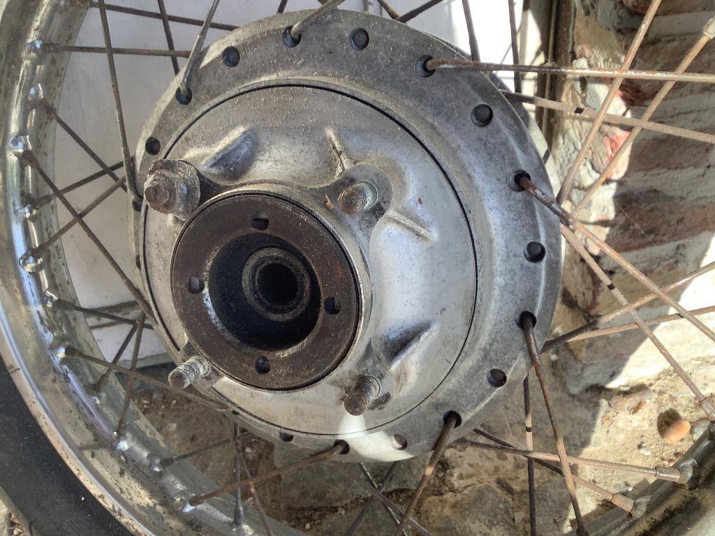 Honda cb 550 wiel, Ophalen of Verzenden