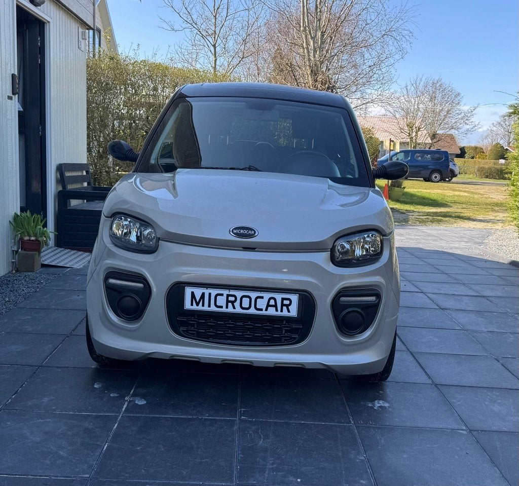 Brommobiel Microcar M-go 45km., Auto's, Overige Auto's, Automaat, Stof, Beige, Diesel