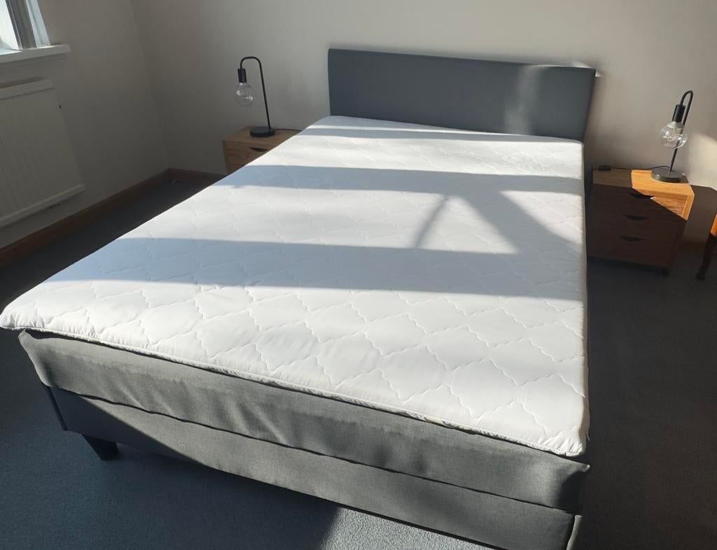 IKEA SÄBÖVIK boxspring bed 140 x 200 cm met matrastopper, Ophalen, Zo goed als nieuw, Tweepersoons, 140 cm