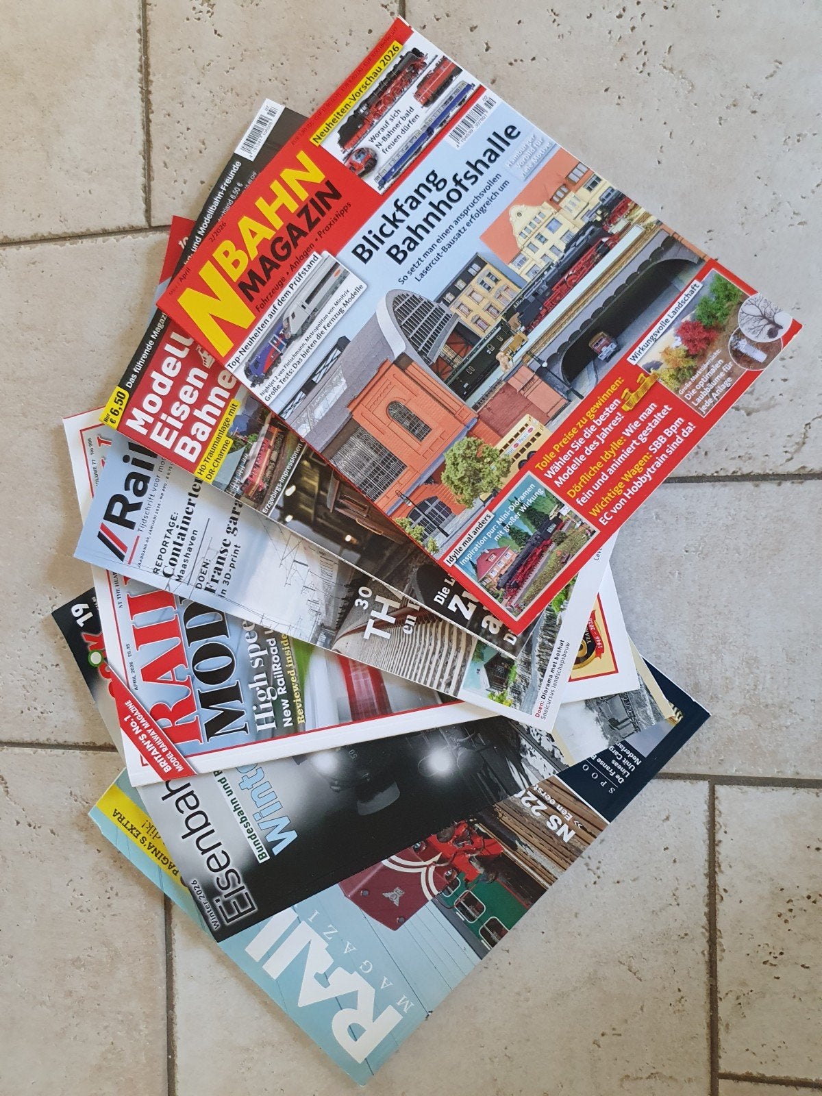 diverse tijdschriften modeltreinen, Ophalen, Gelezen