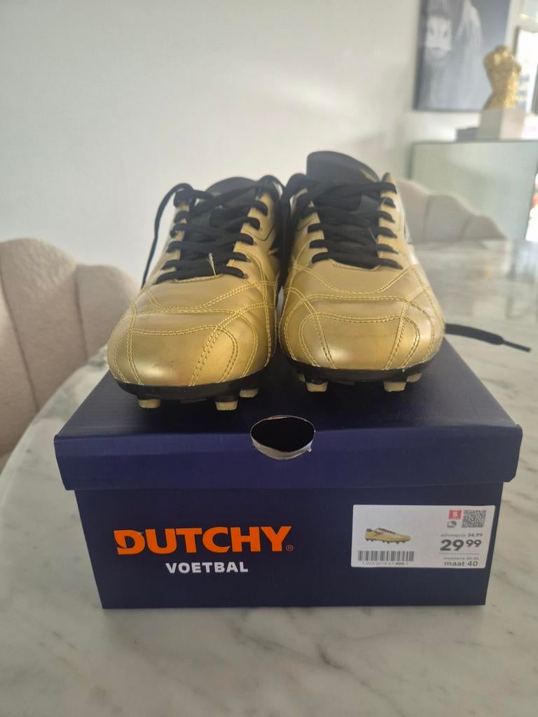 Voetbalschoenen maat 40 - Goud - Zo goed als nieuw, Ophalen of Verzenden, Zo goed als nieuw, Schoenen