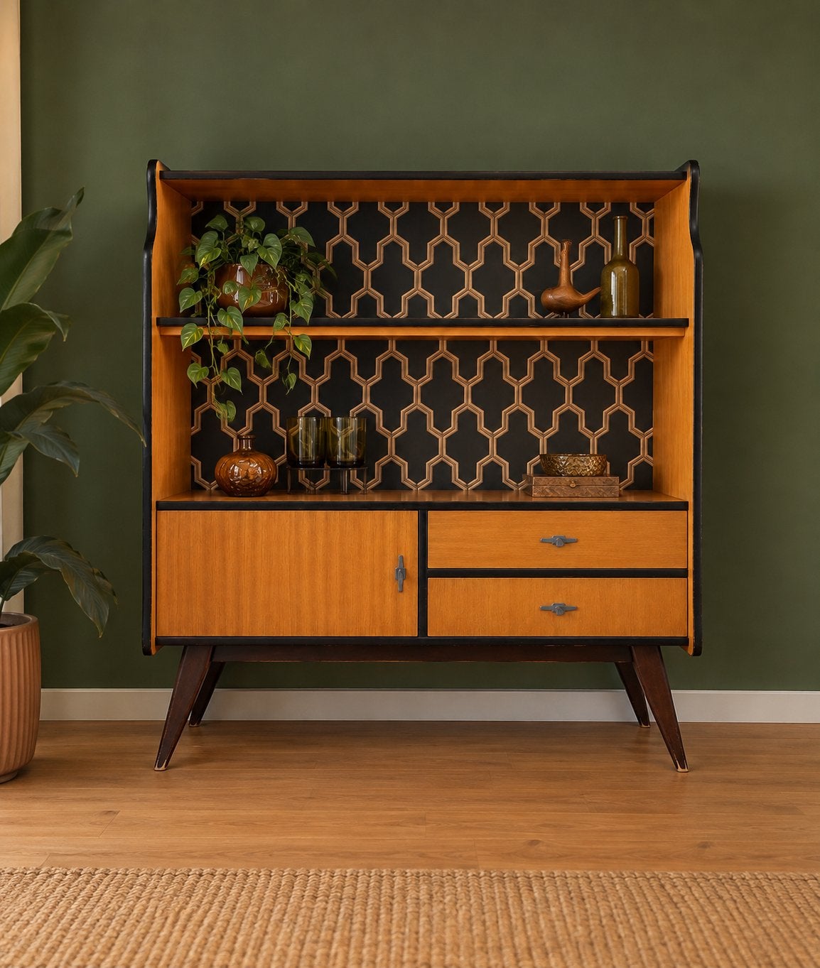 Vintage highboard | Jaren 60 | Mid-century, Huis en Inrichting, Ophalen, 100 tot 150 cm, Met lade(s), ...