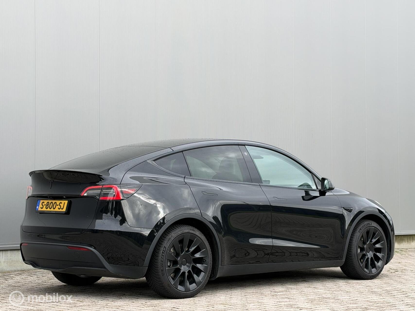 Foto 5 van Tesla Model Y Standard Range LFP | wit interieur | SOH 94%