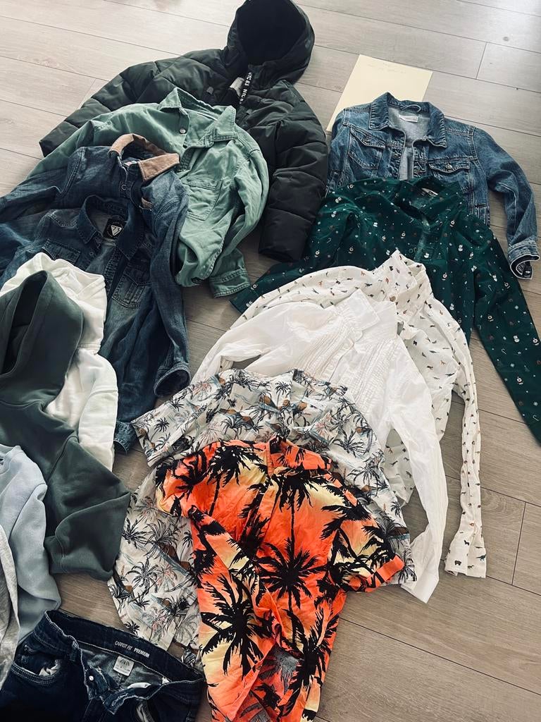 Mega Kledingpakket Maat134, nike, Sweater, Broeken, Ophalen of Verzenden, Gebruikt, Jongen, Setje