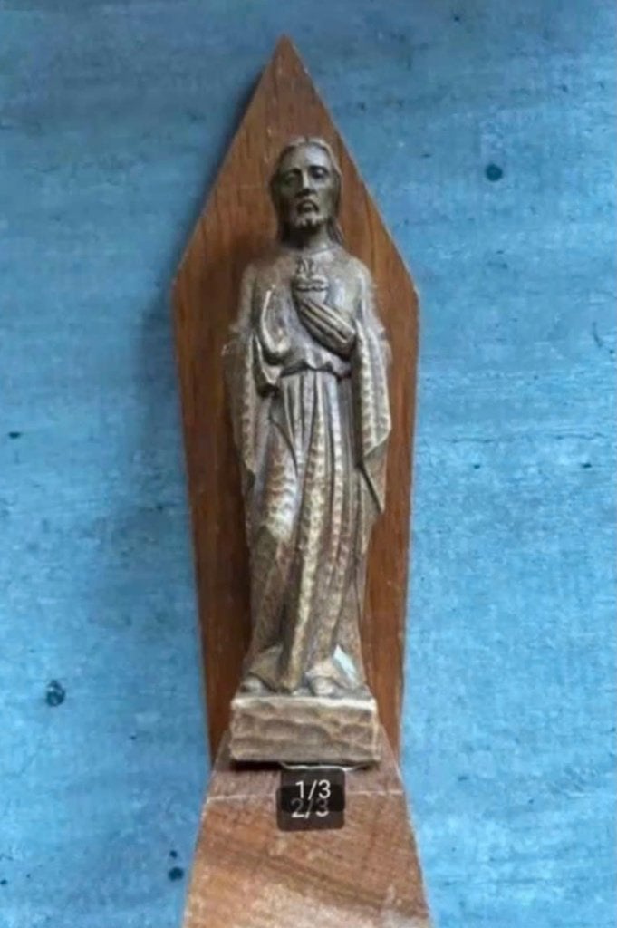 Houten console 18 cm met Jezus beeldje polyresin, Ophalen of Verzenden
