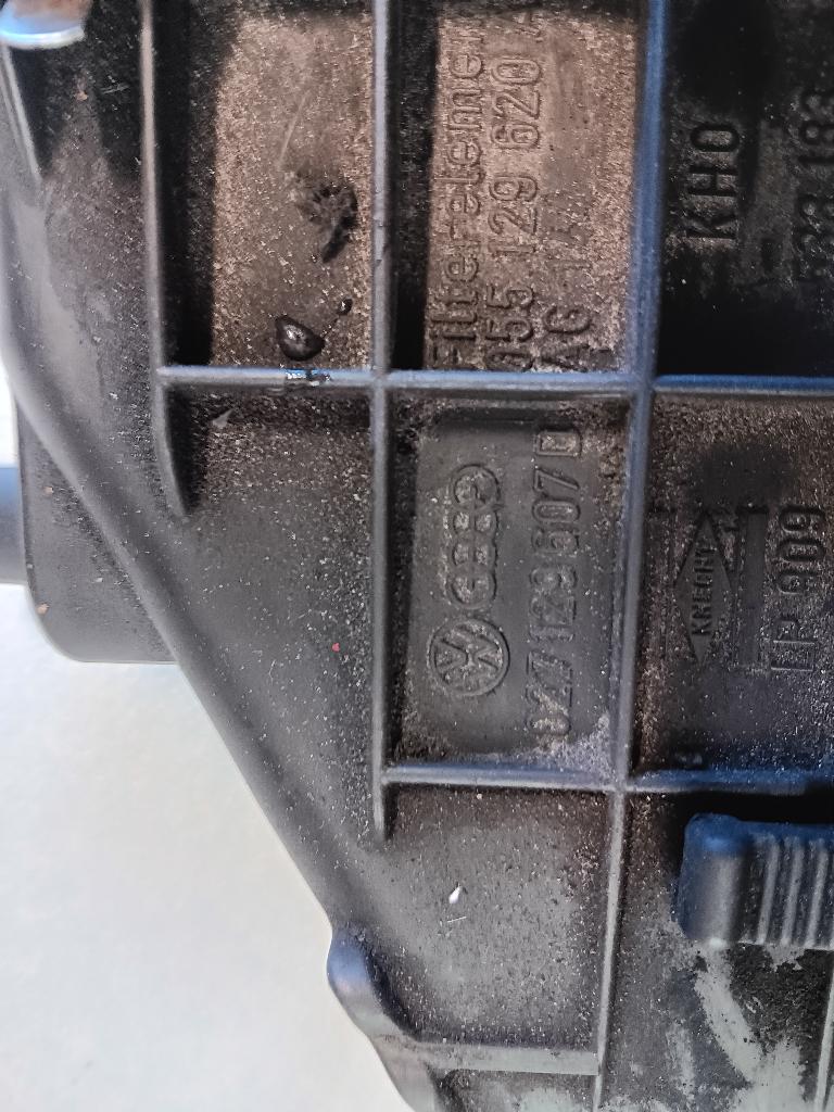 Luchtfilterhuis compleet golf 2  1.6 en 1.8 motor, Ophalen of Verzenden, Gebruikt, Volkswagen
