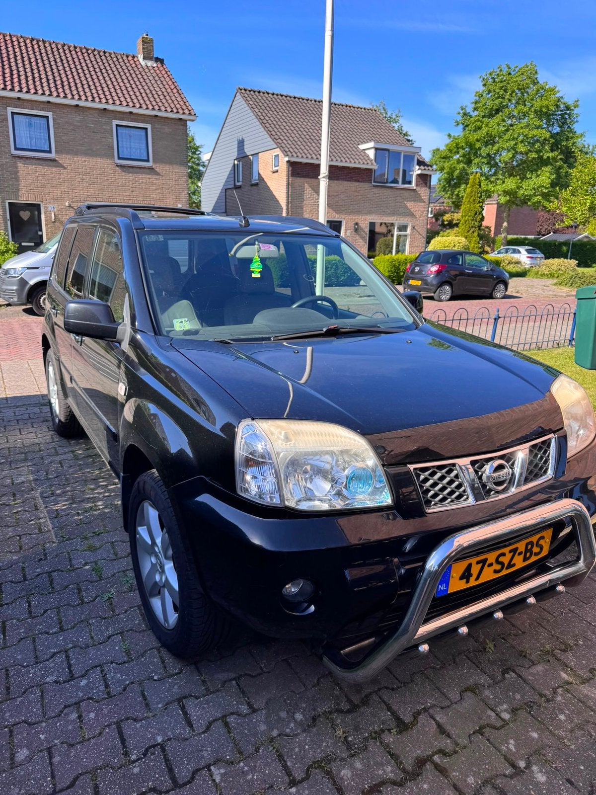 Nissan X-Trail 2.0 2WD 140PK 2006 Zwart, 1998 cc, 4 cilinders, Zwart, 75 €/maand