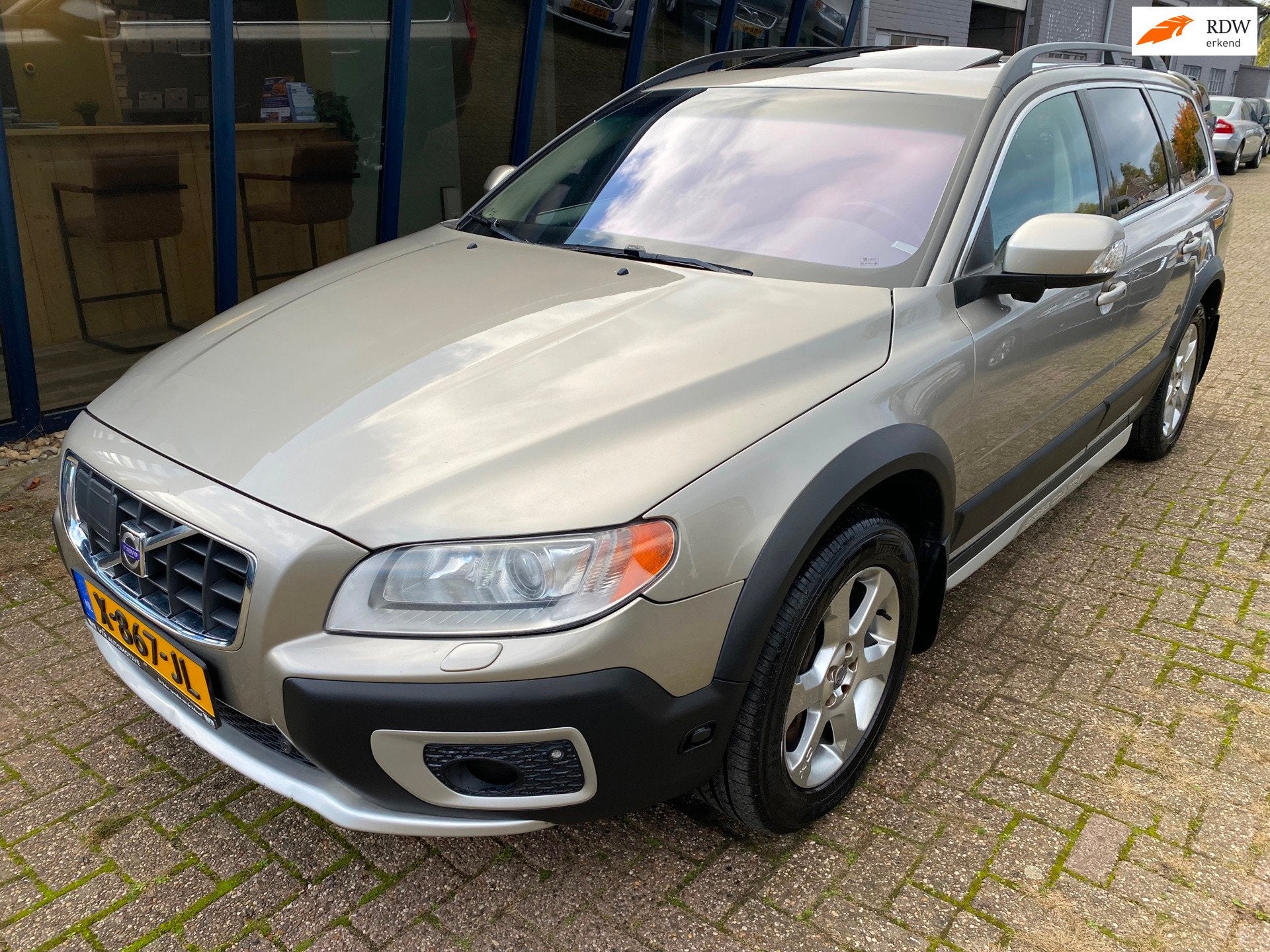 Volvo XC70