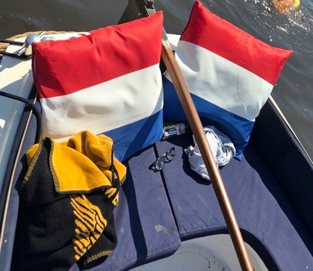 4 waterafstotende bootkussens rood, wit, blauw 60x60 cm, Verzenden, Zo goed als nieuw, Interieur en Kussens