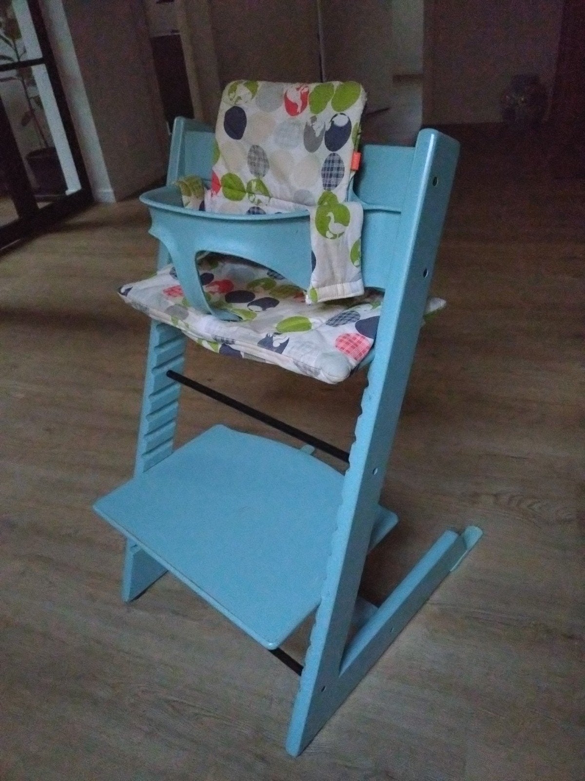 Kinderstoel stokke trip trap met beugels en kussentjes, Kinderen en Baby's, Kinderstoelen, Ophalen, Gebruikt, Meegroeistoel