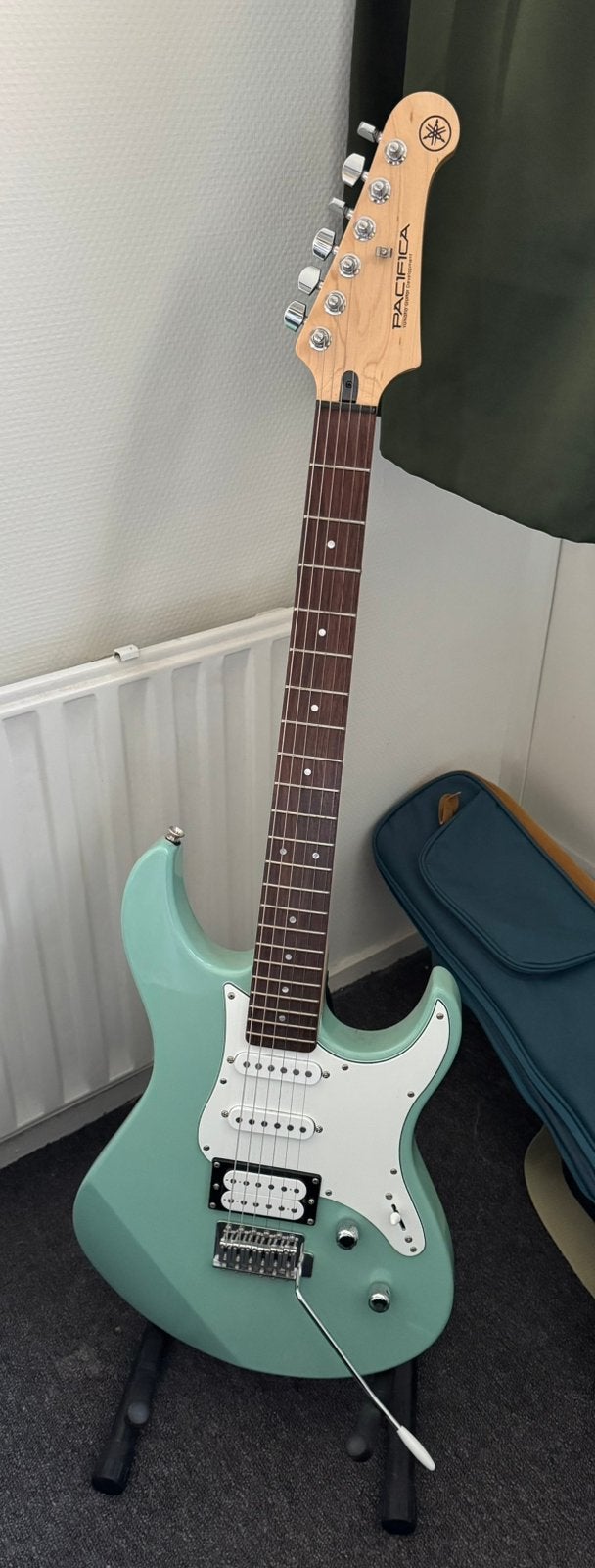 Yamaha Pacifica 112V Electric Guitar (Sonic Blue), Ophalen, Zo goed als nieuw, Solid body, Overige merken