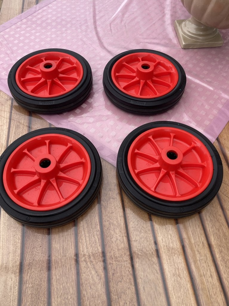Te Koop 4 NIEUWE Wielen anti lek ., Watersport en Boten, Hengelsport | Witvissen, Ophalen of Verzenden, Nieuw, Overige typen